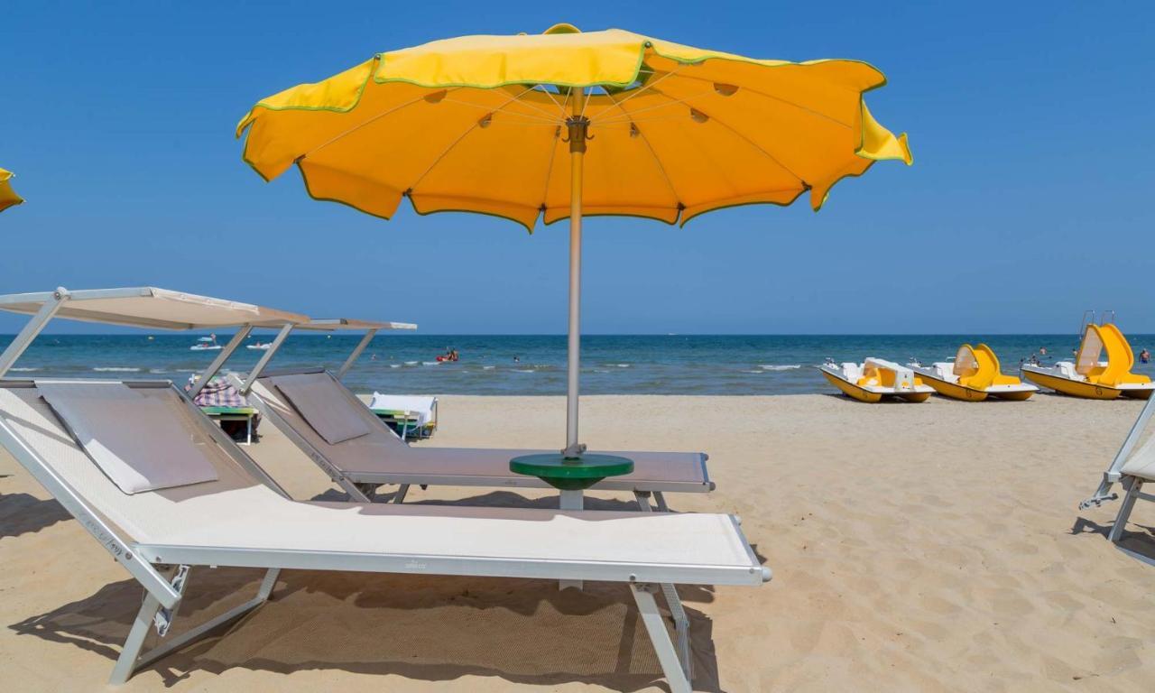 Hotel Villa Rinaldini Rimini Esterno foto