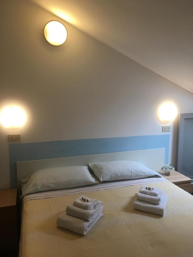 Hotel Villa Rinaldini Rimini Esterno foto